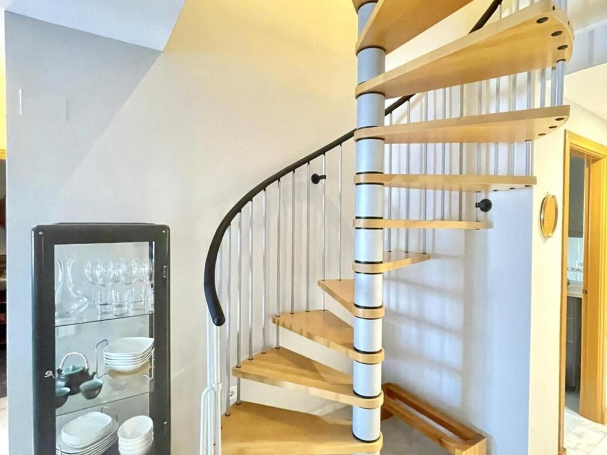 Calu Homes Duplex Cerca Playa De Huelin 马拉加 外观 照片