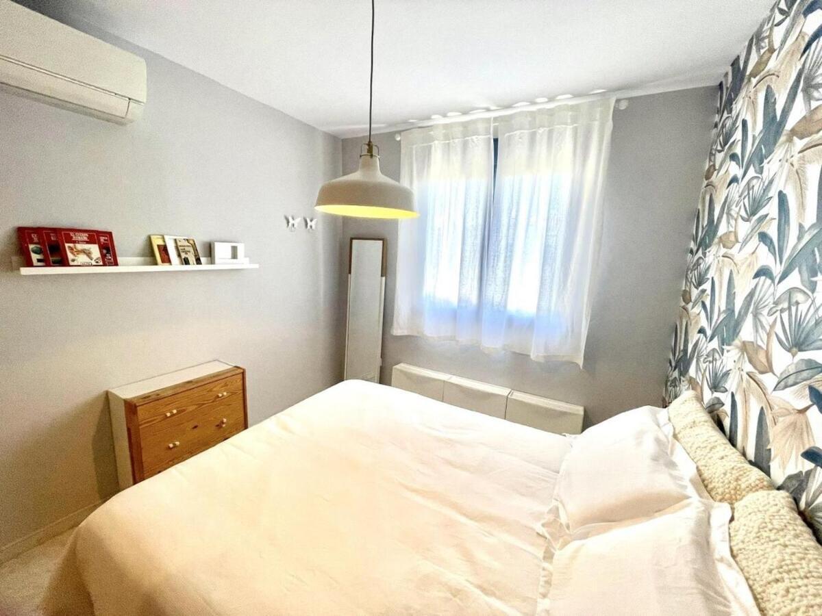 Calu Homes Duplex Cerca Playa De Huelin 马拉加 外观 照片