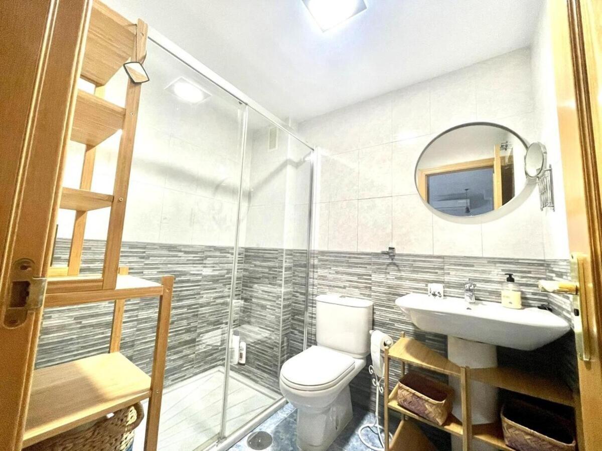 Calu Homes Duplex Cerca Playa De Huelin 马拉加 外观 照片