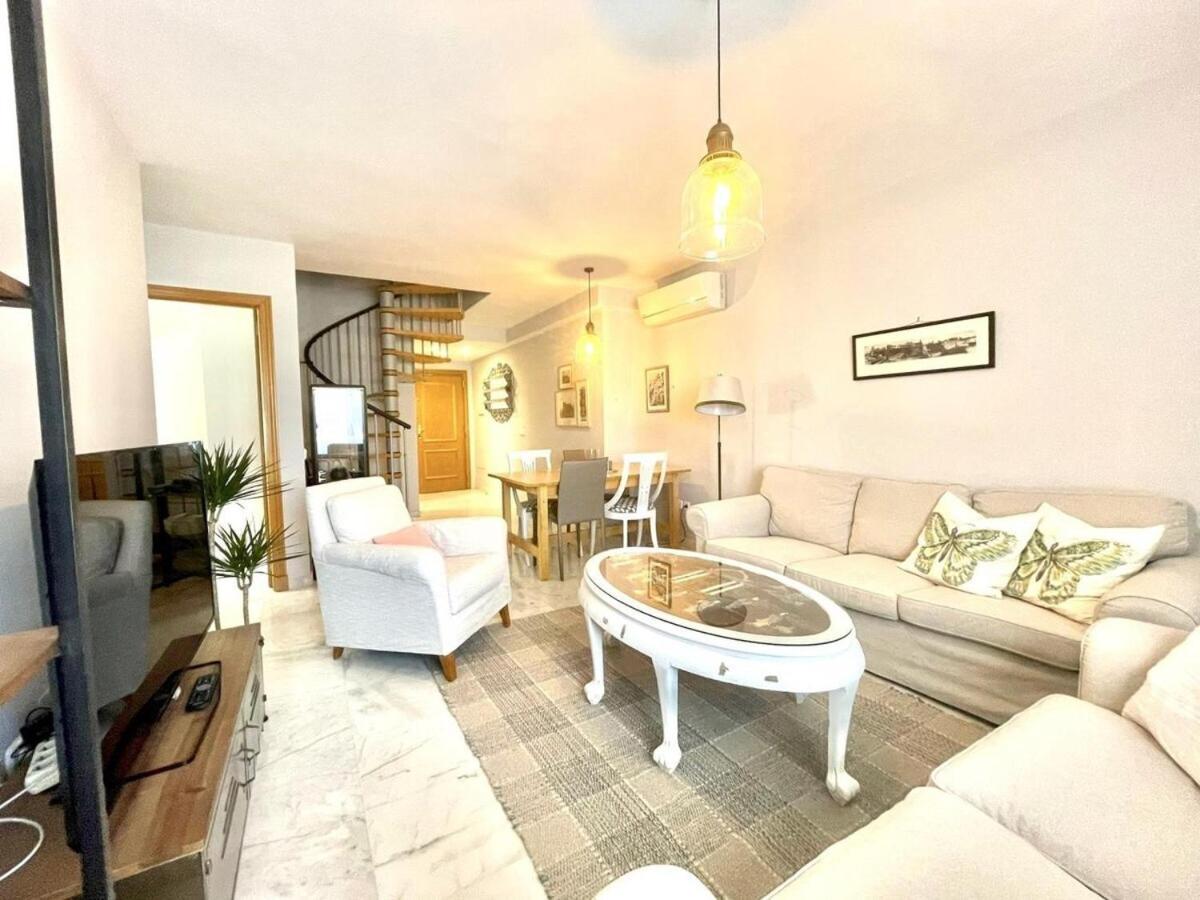 Calu Homes Duplex Cerca Playa De Huelin 马拉加 外观 照片
